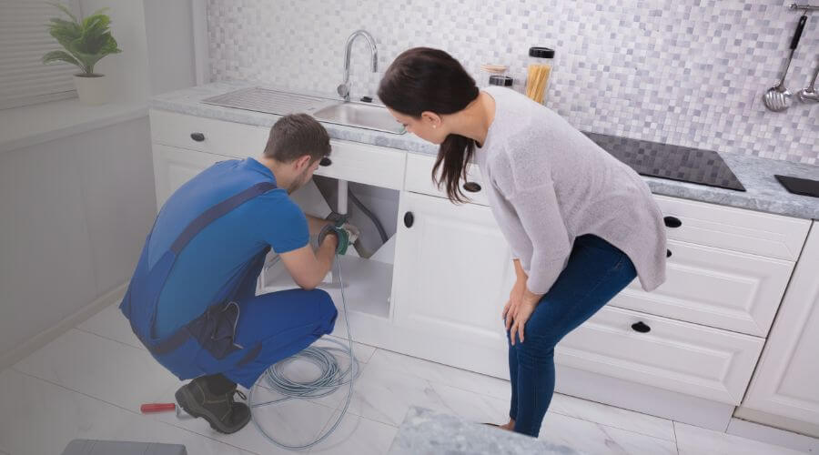 Professional Leak Detection Services in Montezuma, GA